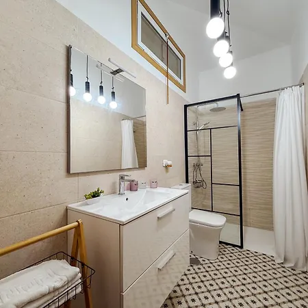 Abades Beach Home Apartman *