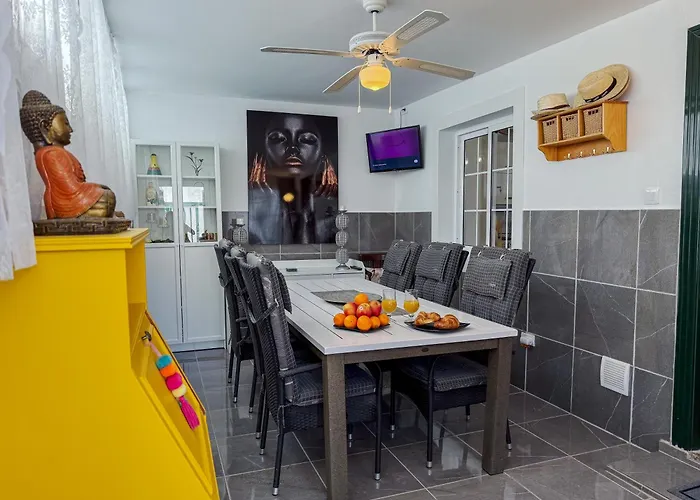 Apartment Abades Beach Home *