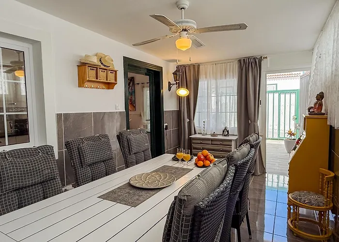 Apartment Abades Beach Home